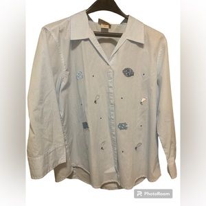 LasOlas women’s size large‎ UNC Taraheels button down